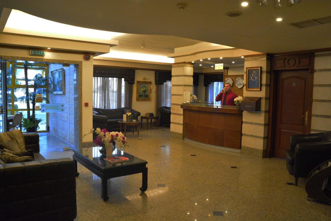 Capri Hotel Suites Amman Exterior foto